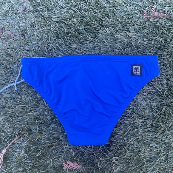 jolyn set - Picture 3 of 5